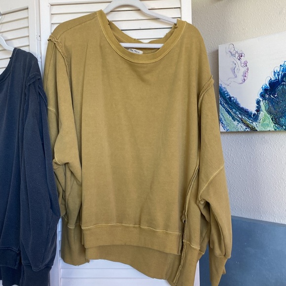 COPY - We the Free Camden sweatshirts!!  Free People’s best sweatshirts! - Picture 6 of 8